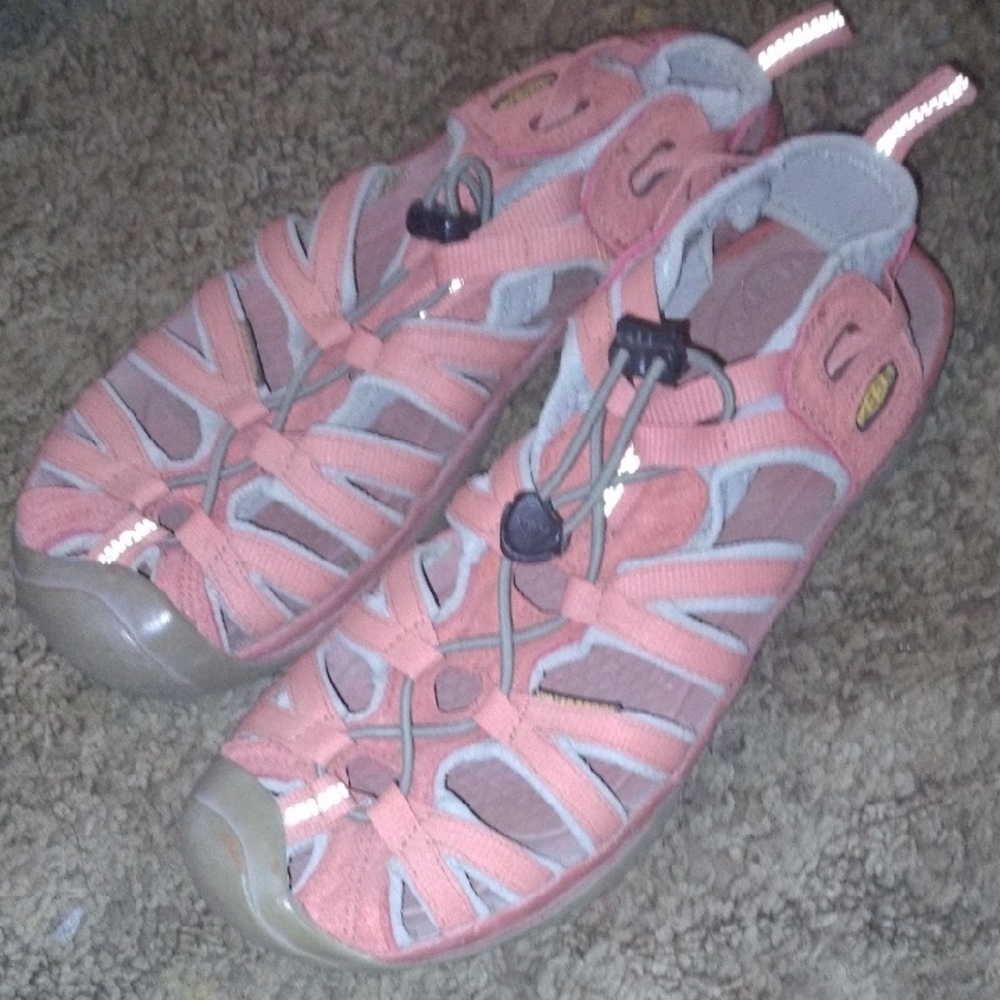 Coral Outdoor Sandals with Adjustable Straps